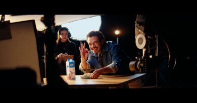 Memo Villegas protagoniza la divertida campaña de Huevos San Juan, producida por Mango Films.