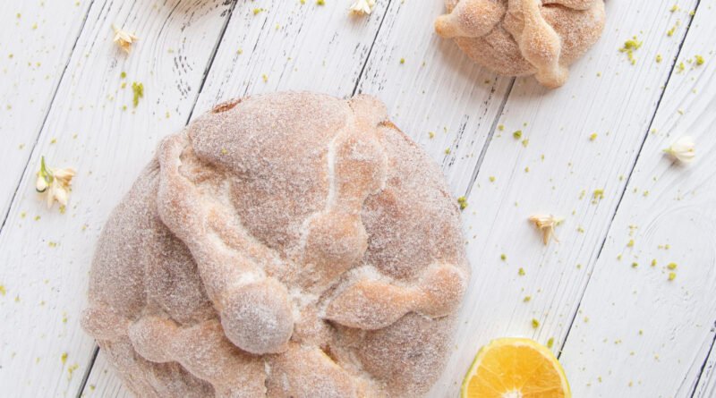 Alcázar celebra la tradición con su Pan de Muerto.