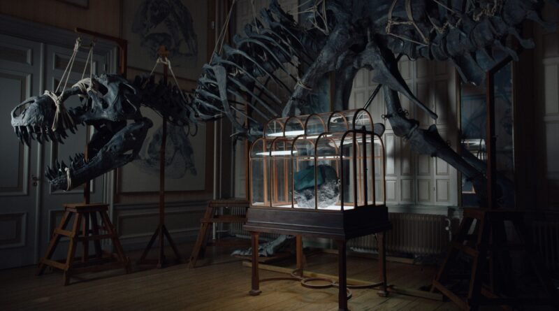 Presentan el primer bolso de lujo de cuero de T-Rex diseñado por Enfin Levé; un paso más hacia la erradicación de la crueldad animal.