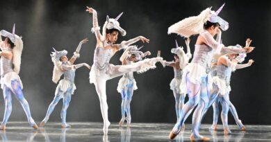 «Las Olas del Rey», una puesta en escena inspirada en «El último Unicornio».