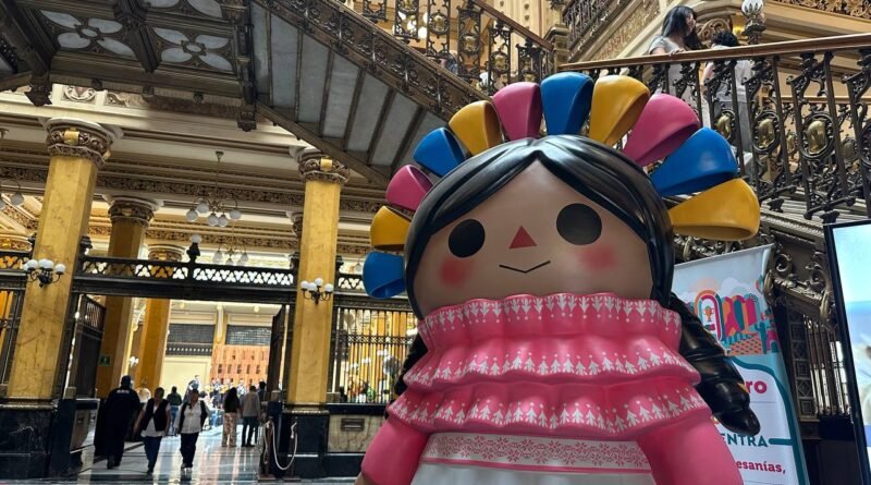 Inicia Querétaro exposición mundialista en la Ciudad de México.