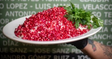 Regresa el famoso chile en nogada de 1Kg. Sí, el de Don Lázaro el viajero.