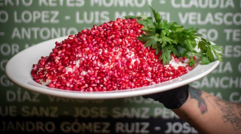 Regresa el famoso chile en nogada de 1Kg. Sí, el de Don Lázaro el viajero.
