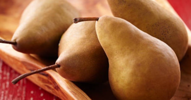 Beneficios de las peras: fibra, vitamina C y antioxidantes.