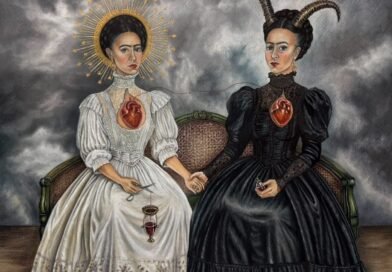 Jefe de cancillería de la embajada de México en Reino Unido inaugura la exposición “100 Fridas para Frida” en el corazón artístico de Londres.